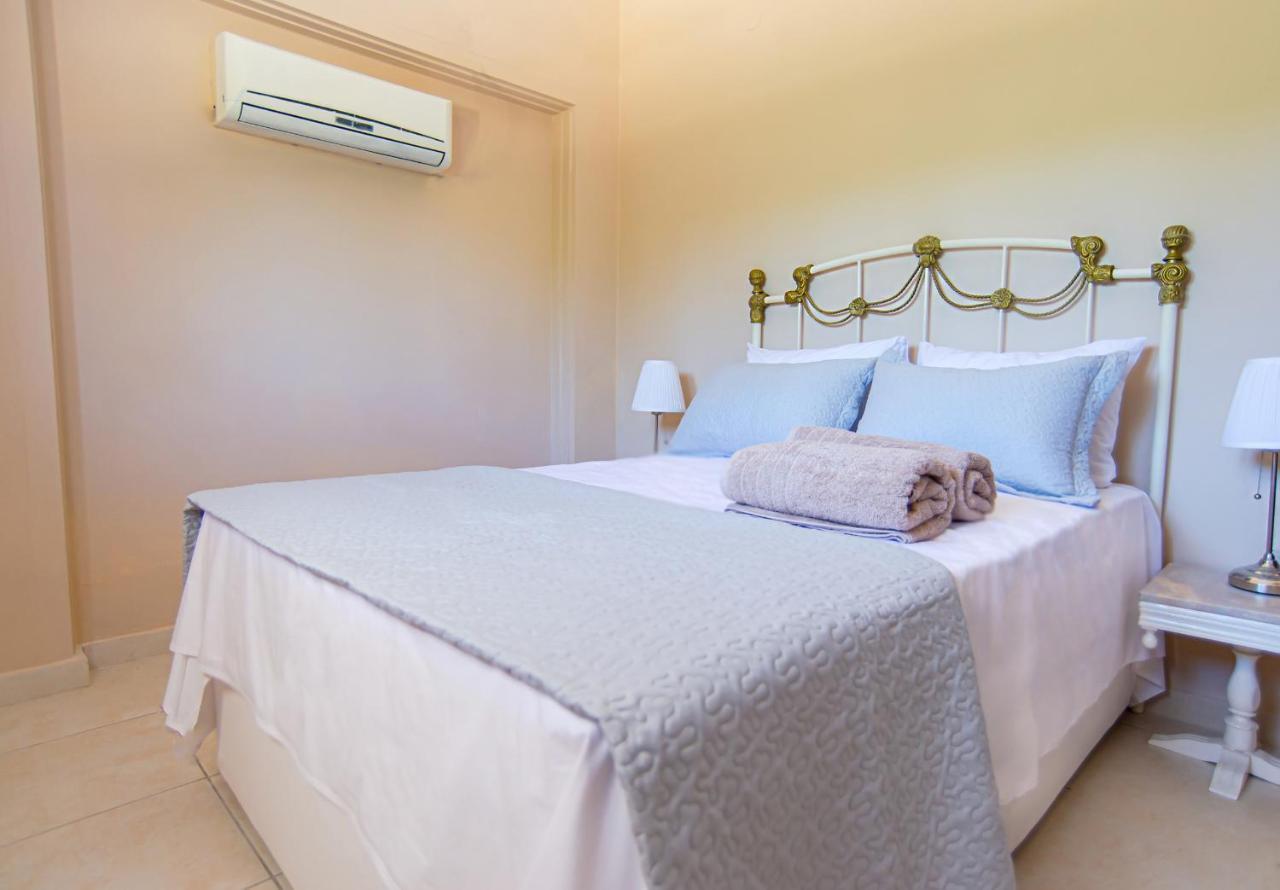 La Maison Di Angelo Zakynthos Island Case de vacanță Áyios Kírikos